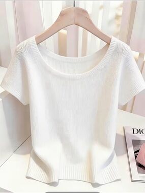 Scoop Neck Short Sleeve Knit Top in White Size Large
